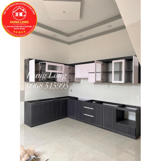 MẪU KỆ TỦ BẾP ĐẸP TIỀN GIANG